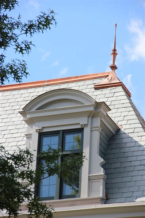 Innovative Construction & Roofing .